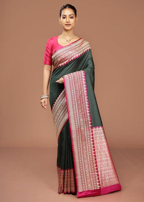 Green Dupion Silk Saree With Blouse Piece