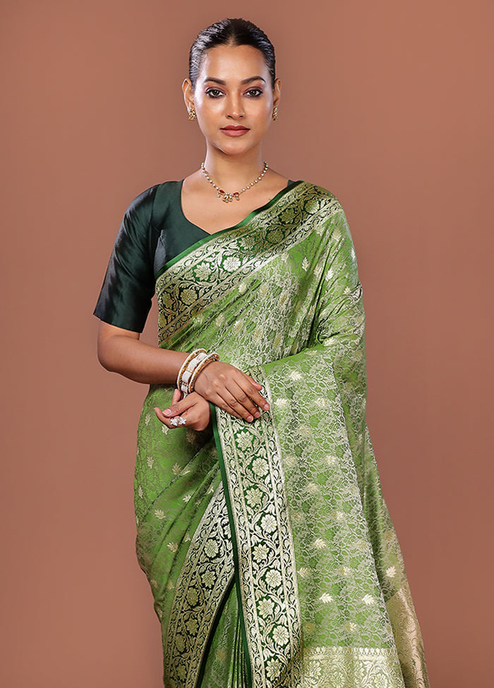 Green Tanchoi Silk Saree With Blouse Piece