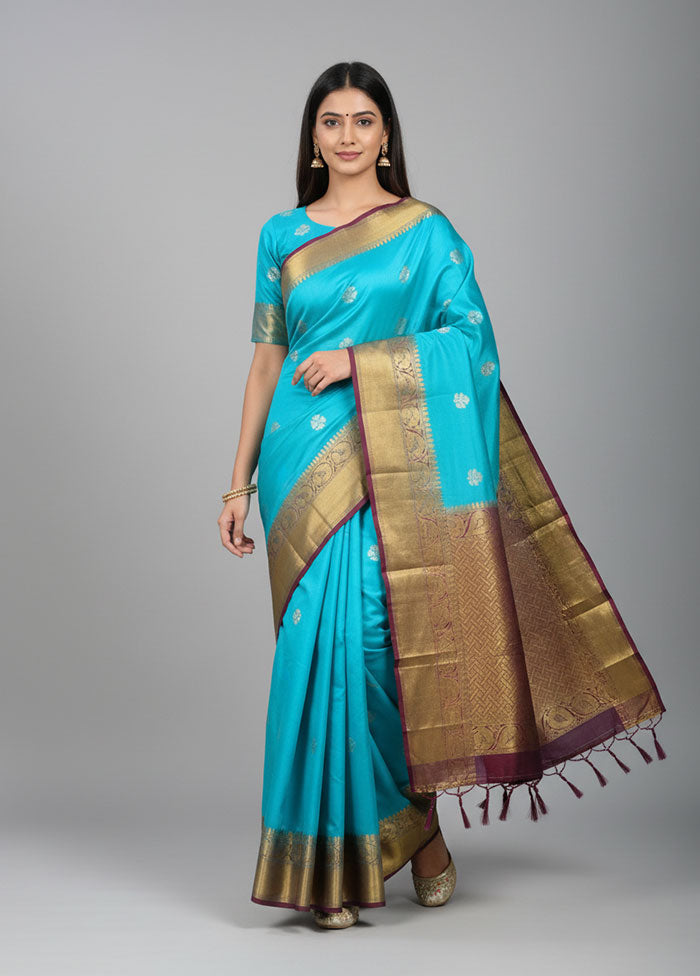 Blue Handloom Kanchipuram Pure Silk Saree With Blouse Piece