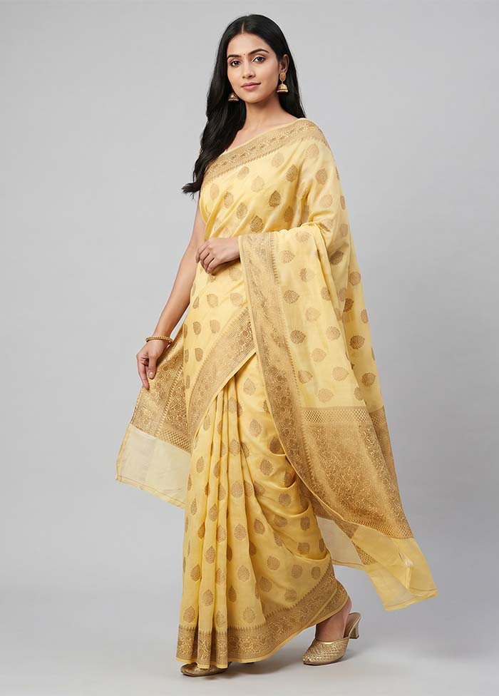 Cream Handloom Dupion Silk Saree With Blouse Piece
