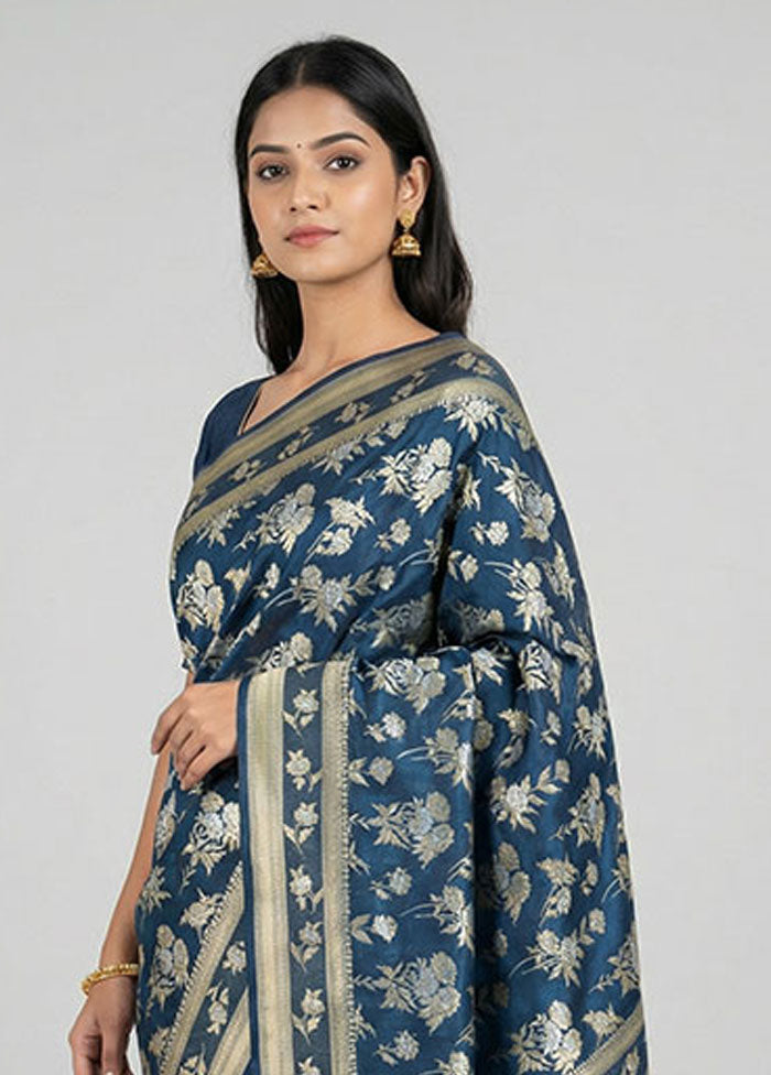 Blue Uppada Silk Saree With Blouse Piece