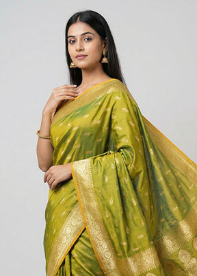 Green Katan Silk Saree With Blouse Piece