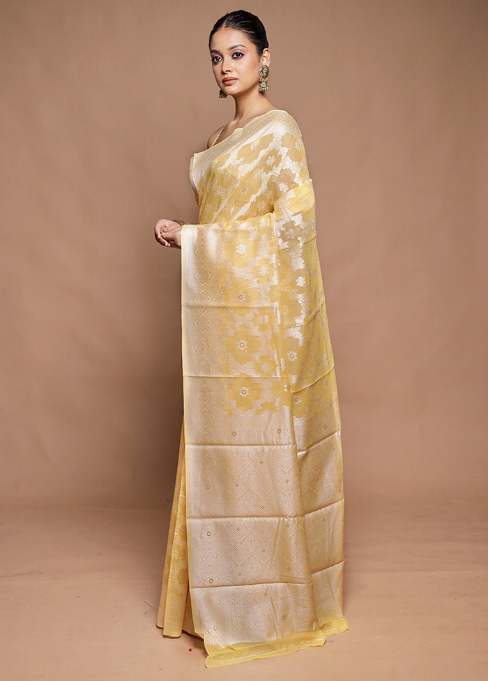 Yellow Cotton Saree With Blouse Piece