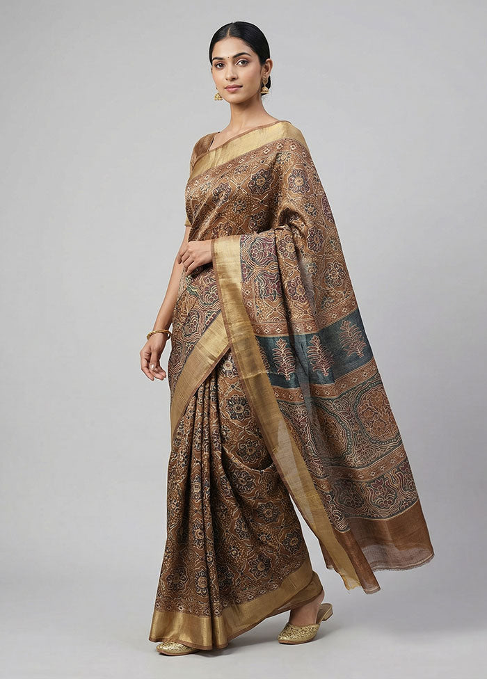 Cream Tussar Silk Saree With Blouse Piece
