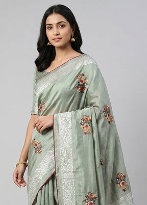 Green Printed Silk Saree Without Blouse Piece