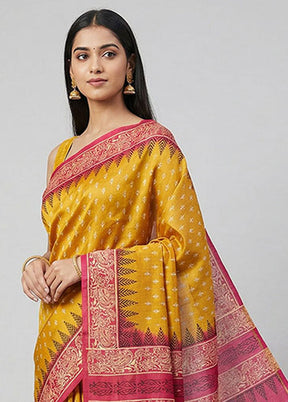 Yellow Printed Silk Saree Without Blouse Piece