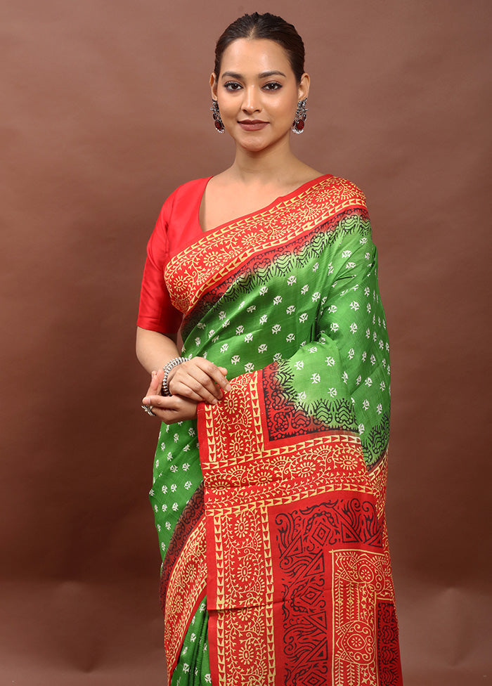 Green Printed Pure Silk Saree Without Blouse Piece