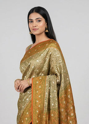 Cream Tanchoi Silk Saree With Blouse Piece