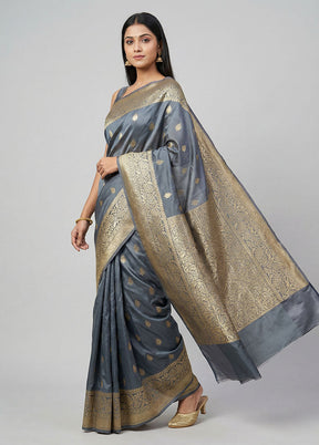 Grey Katan Silk Saree With Blouse Piece