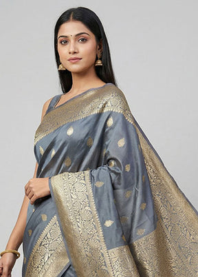 Grey Katan Silk Saree With Blouse Piece