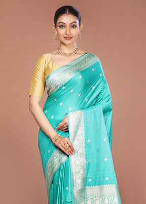 Green Katan Silk Saree With Blouse Piece
