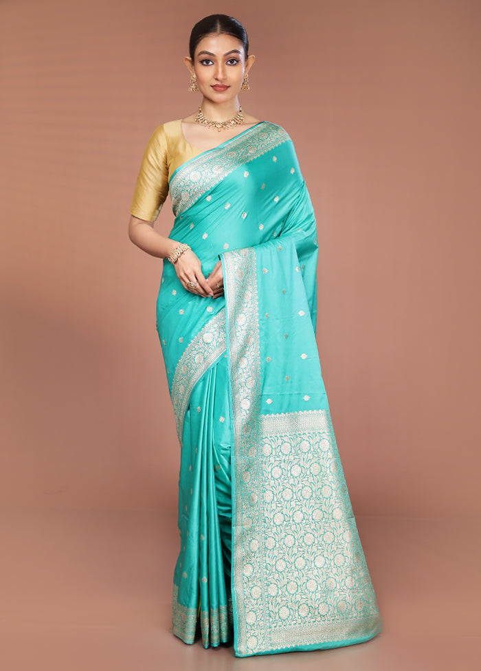 Green Katan Silk Saree With Blouse Piece