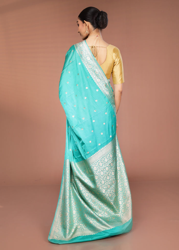 Green Katan Silk Saree With Blouse Piece