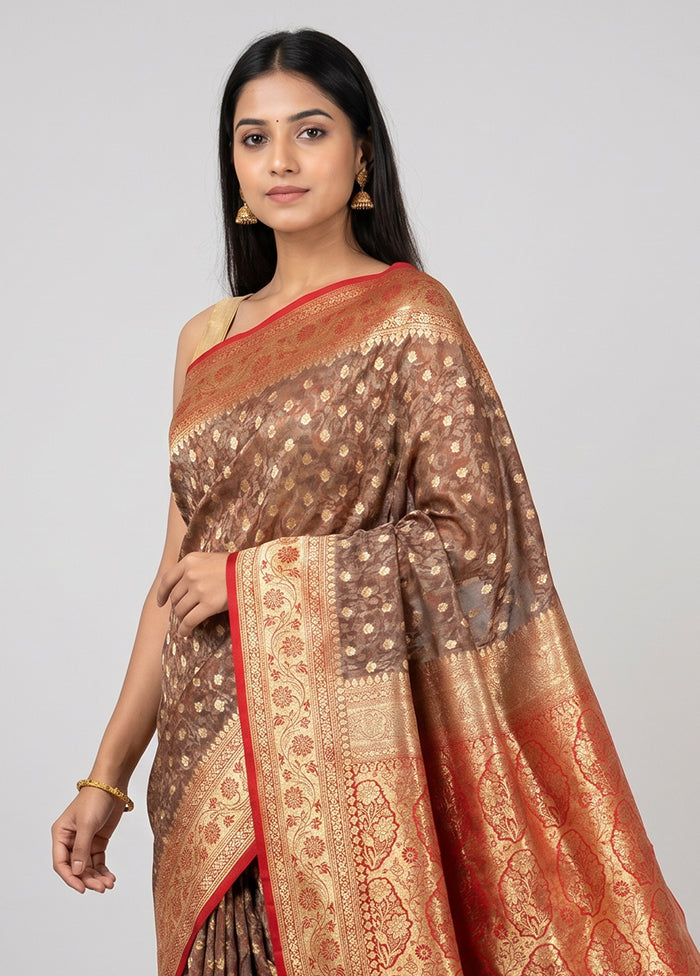 Grey Tanchoi Silk Saree With Blouse Piece