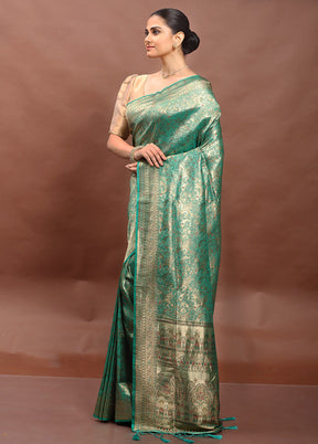 Green Dupion Silk Saree With Blouse Piece