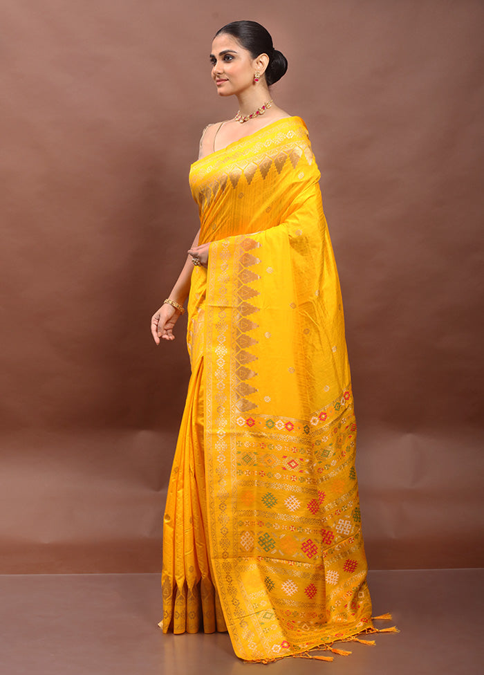 Yellow Dupion Silk Saree With Blouse Piece