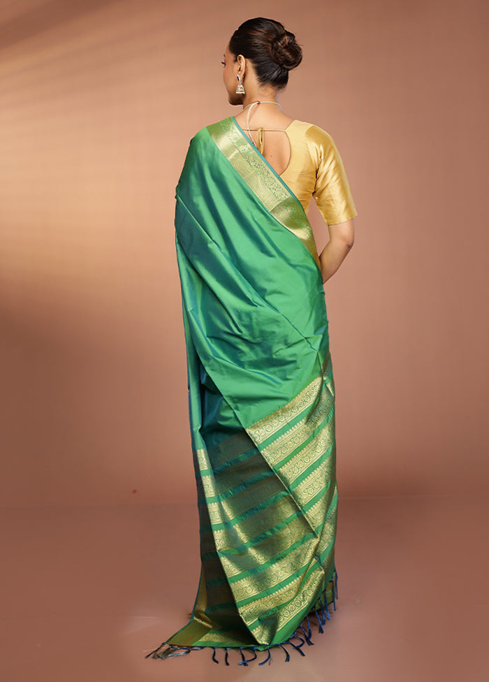 Green Kanjivaram Silk Saree With Blouse Piece
