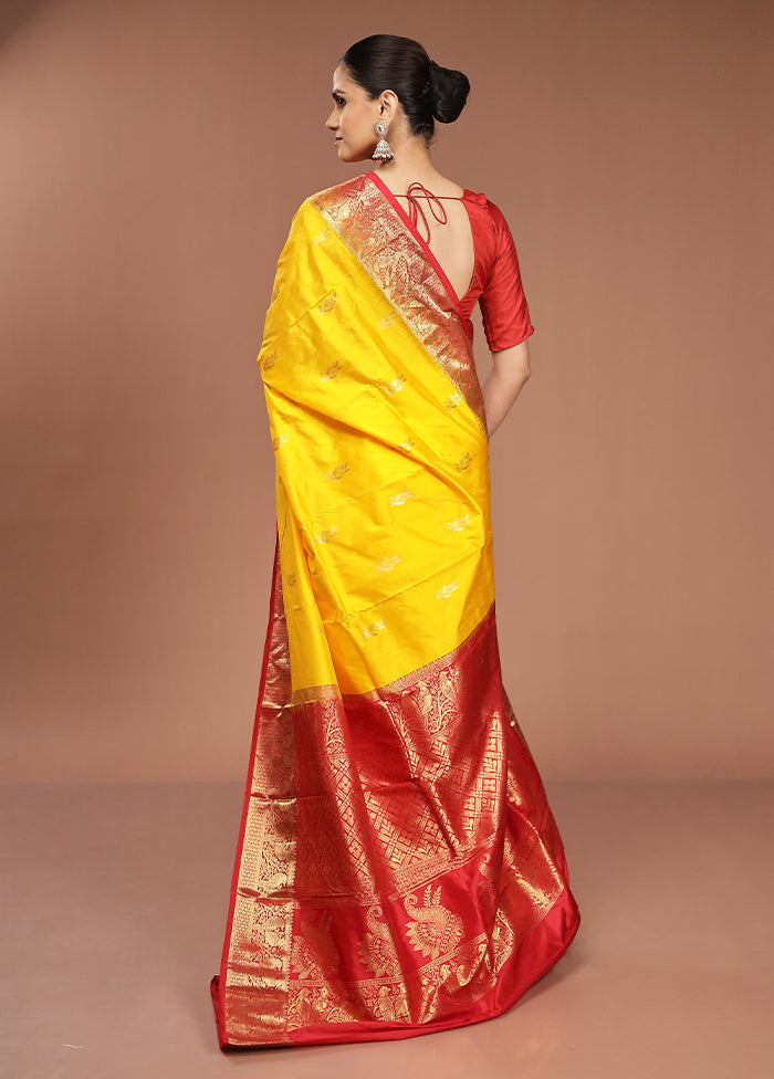 Yellow Handloom Kanjivaram Pure Silk Saree With Blouse Piece