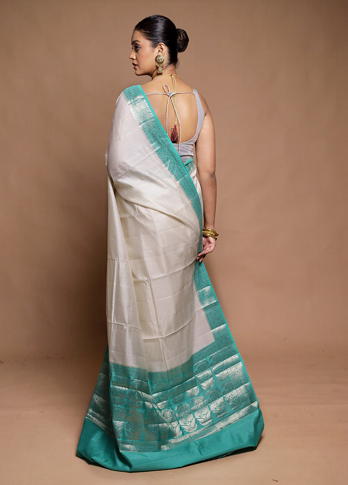 White Handloom Dupion Pure Silk Saree With Blouse Piece