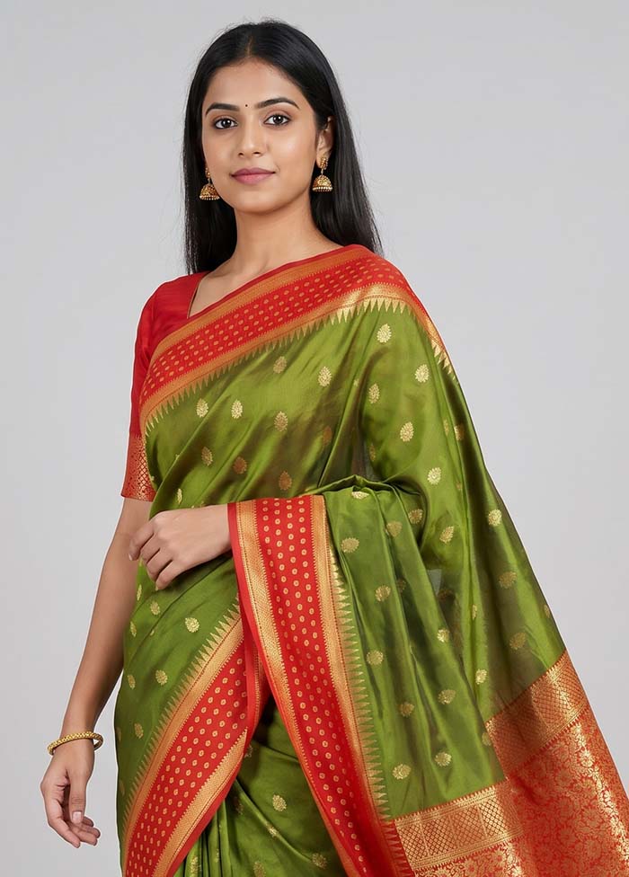 Green Kanjivaram Silk Saree With Blouse Piece