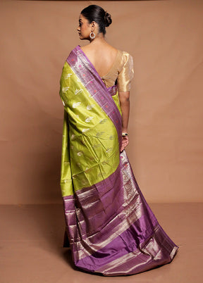 Green Dupion Silk Saree With Blouse Piece