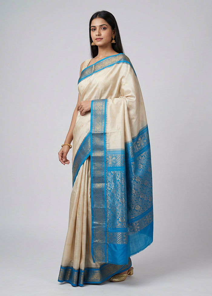 White Handloom Kanjivaram Pure Silk Saree With Blouse Piece