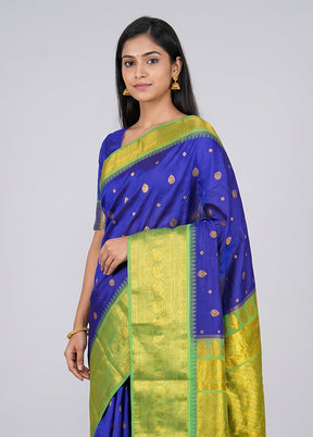 Blue Gadwal Silk Saree Without Blouse Piece