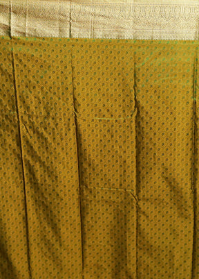 Green Handloom Kanchipuram Pure Silk Saree With Blouse Piece