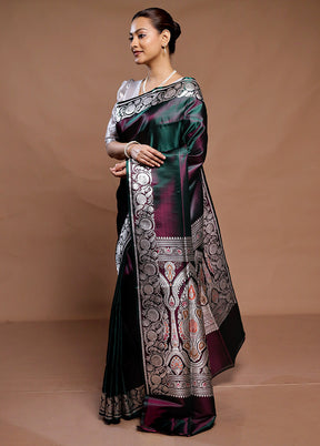 Green Handloom Banarasi Pure Silk Saree With Blouse Piece
