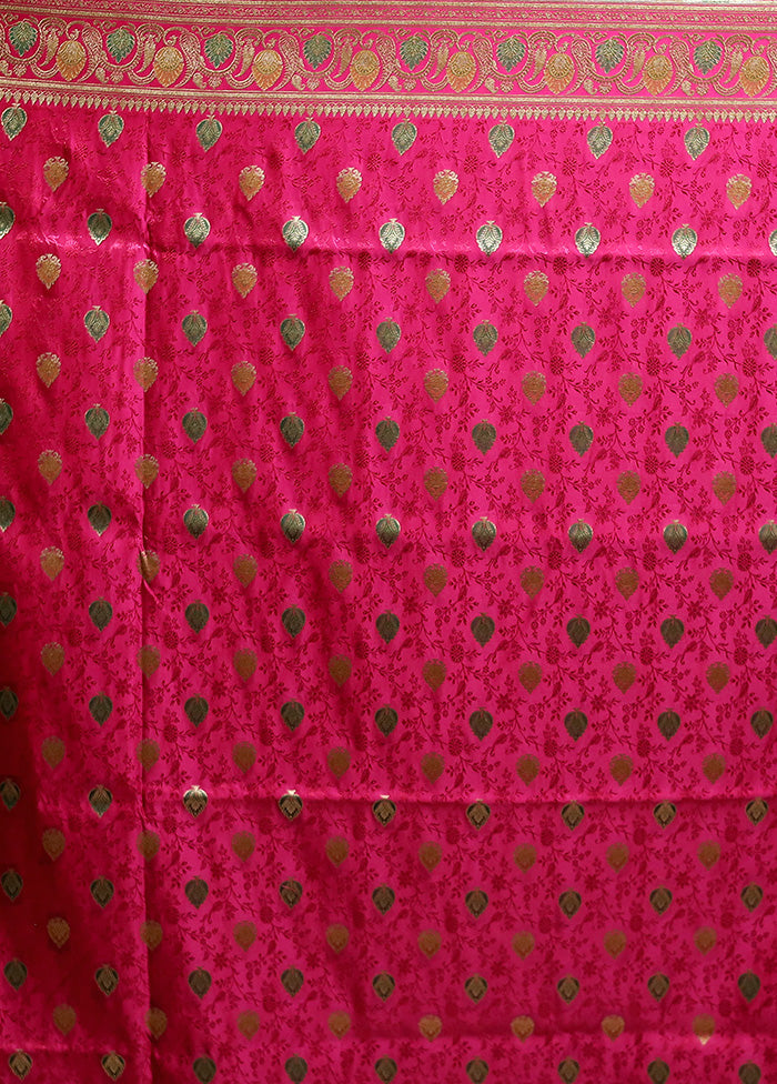 Green Handloom Tanchoi Pure Silk Saree With Blouse Piece