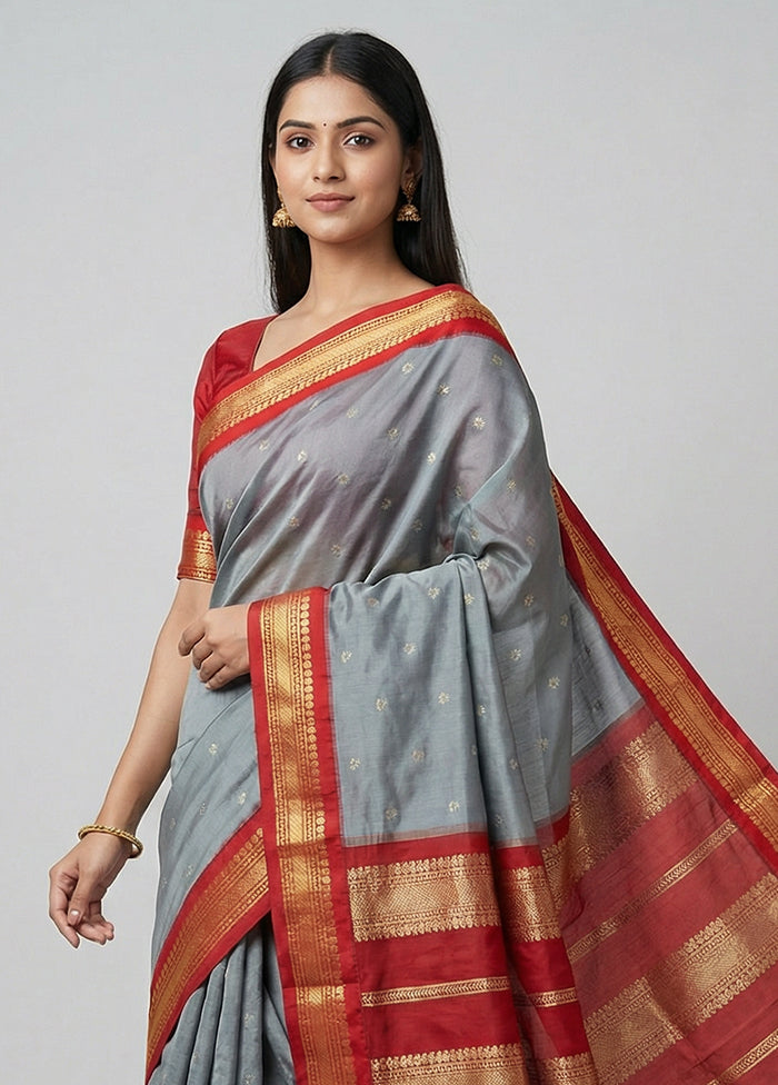Grey Kanjivaram Silk Saree With Blouse Piece