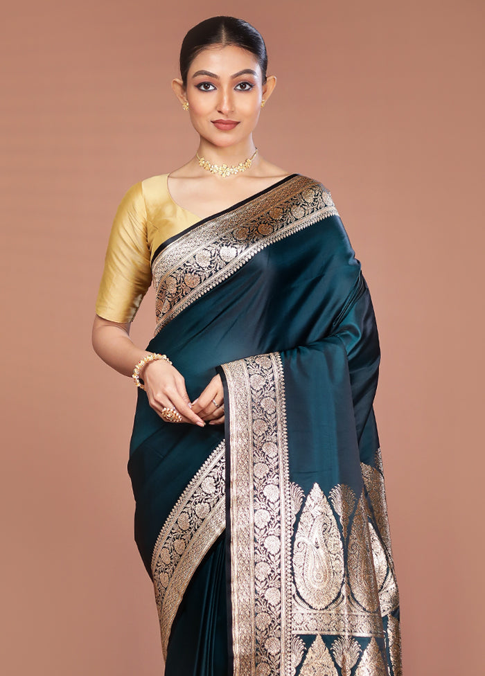Green Banarasi Silk Saree With Blouse Piece