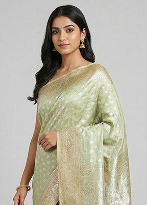 Green Banarasi Silk Saree With Blouse Piece