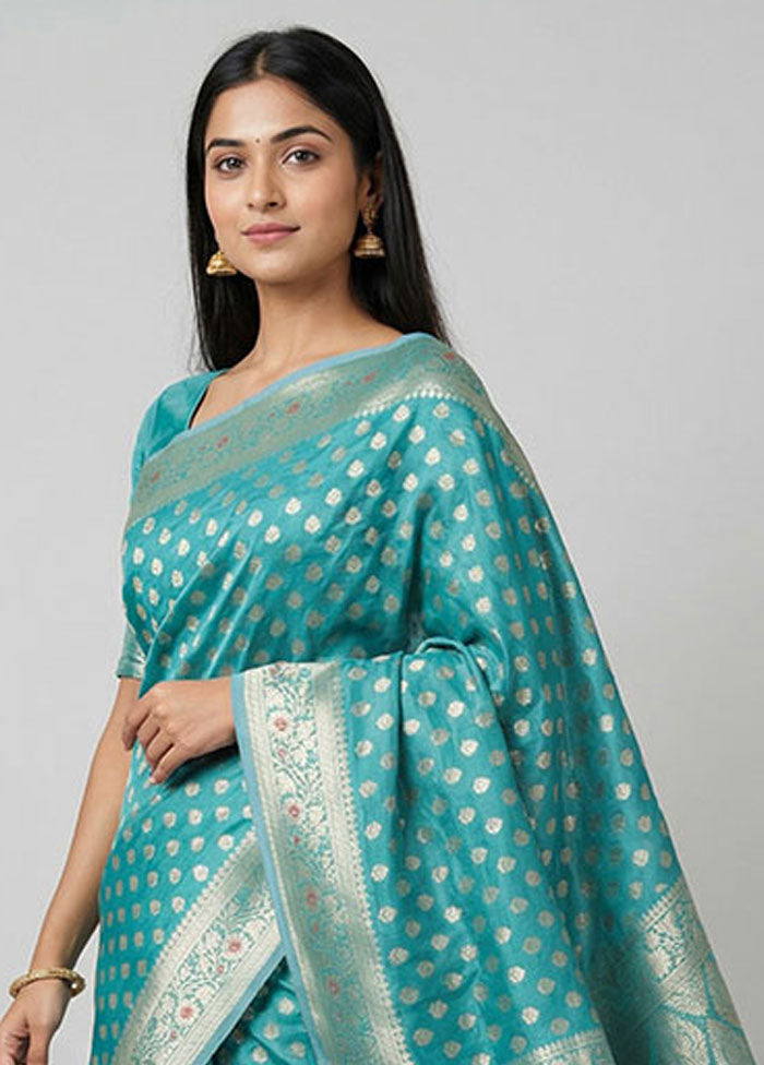 Green Kora Silk Saree With Blouse Piece