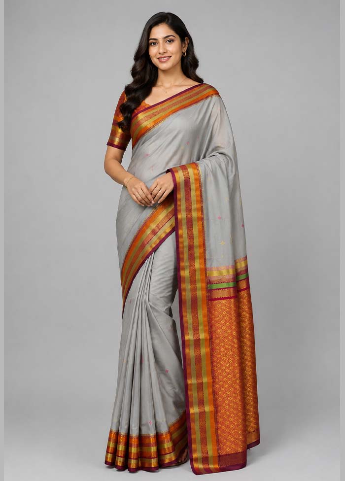 Grey Handloom Kanjivaram Silk Saree With Blouse Piece