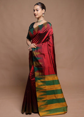 Maroon Handloom Kanjivaram Pure Silk Saree With Blouse Piece