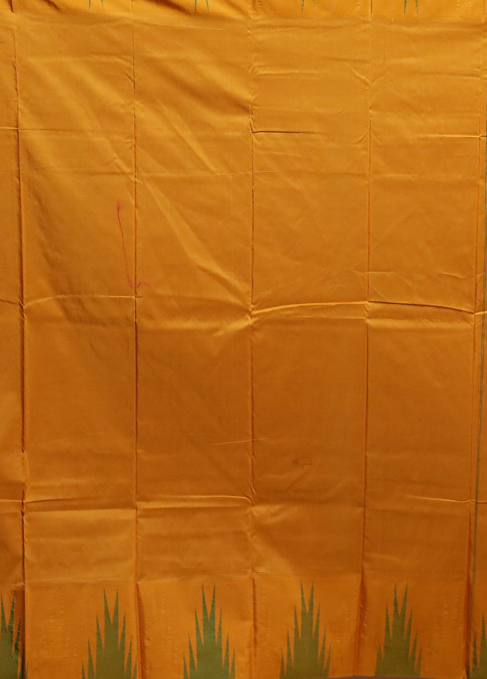 Maroon Handloom Kanjivaram Pure Silk Saree With Blouse Piece