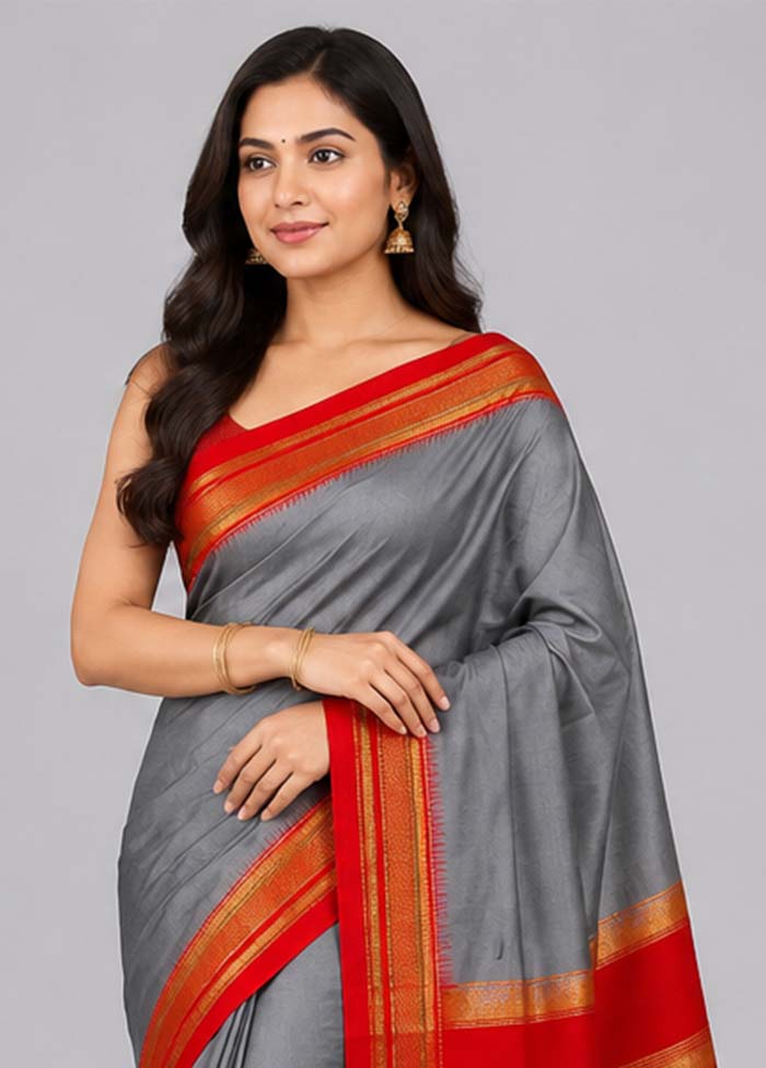 Grey Handloom Kanjivaram Pure Silk Saree With Blouse Piece