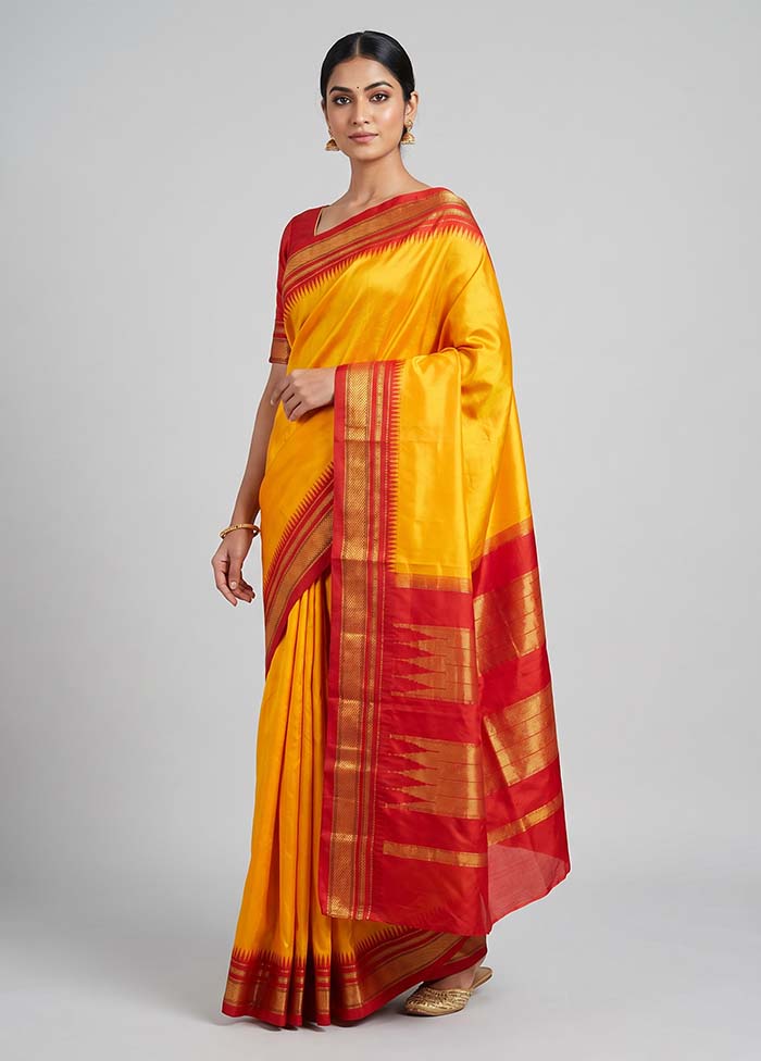 Yellow Handloom Kanjivaram Pure Silk Saree With Blouse Piece