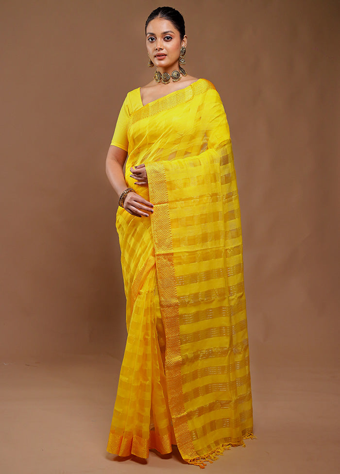 Yellow Cotton Saree With Blouse Piece