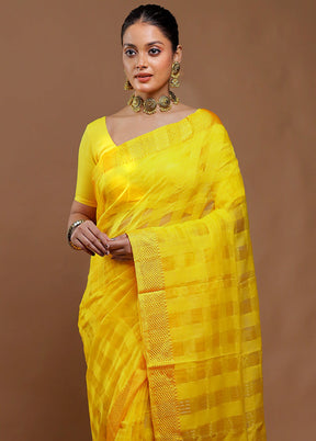 Yellow Cotton Saree With Blouse Piece