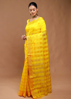 Yellow Cotton Saree With Blouse Piece