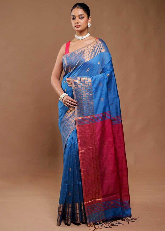 Blue Cotton Saree With Blouse Piece