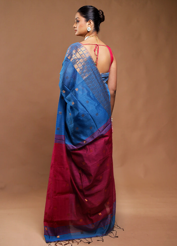 Blue Cotton Saree With Blouse Piece