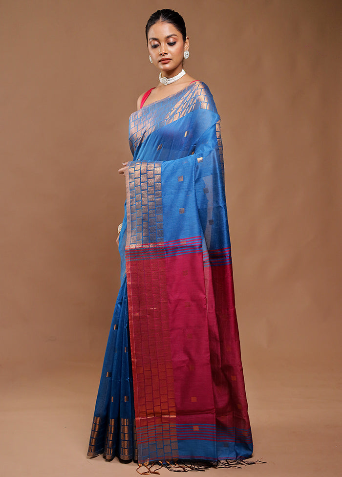 Blue Cotton Saree With Blouse Piece