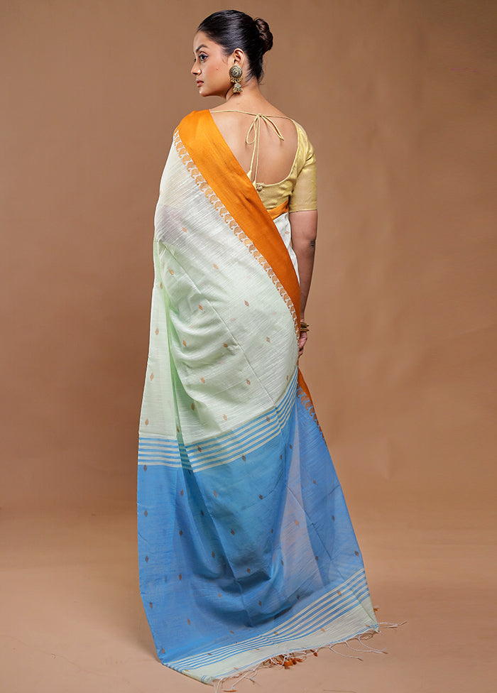 Cream Cotton Saree With Blouse Piece