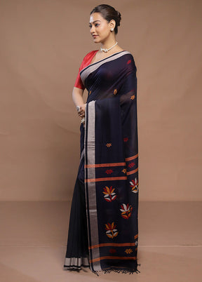 Blue Cotton Saree With Blouse Piece