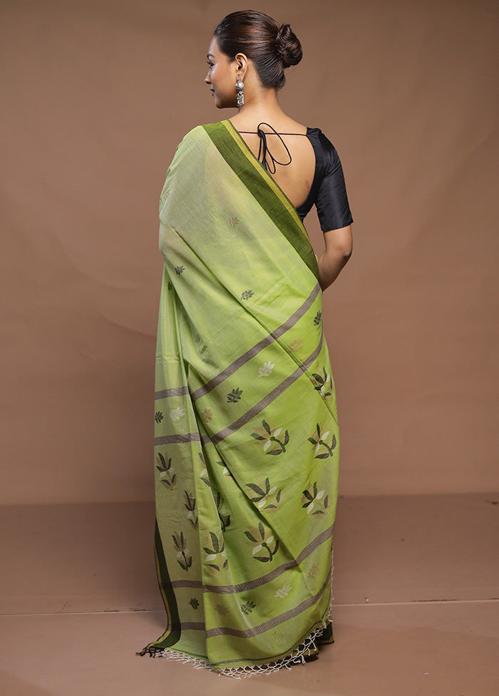 Green Cotton Saree With Blouse Piece