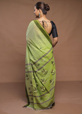 Green Cotton Saree With Blouse Piece