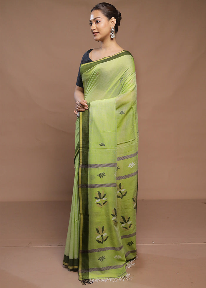 Green Cotton Saree With Blouse Piece